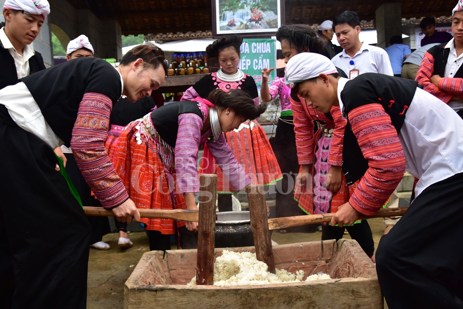 vui cho phien chao don nam moi tai ngoi nha chung