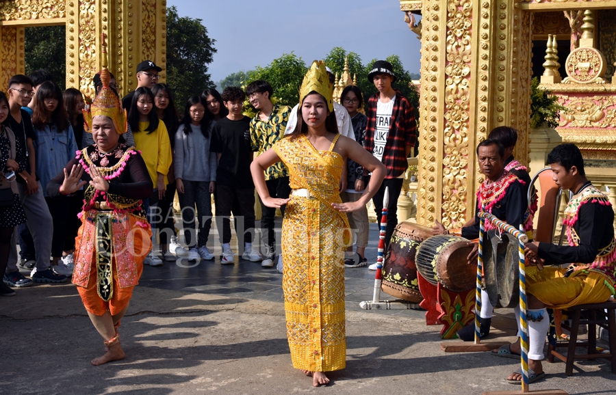 Nghệ thuật Rô Băm tại “Ngôi nhà chung” nghe thuat ro bam tai ngoi nha chung