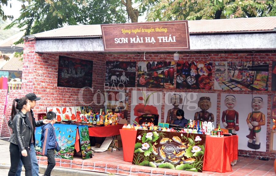 le hoi  van hoa dan gian trong doi song duong dai