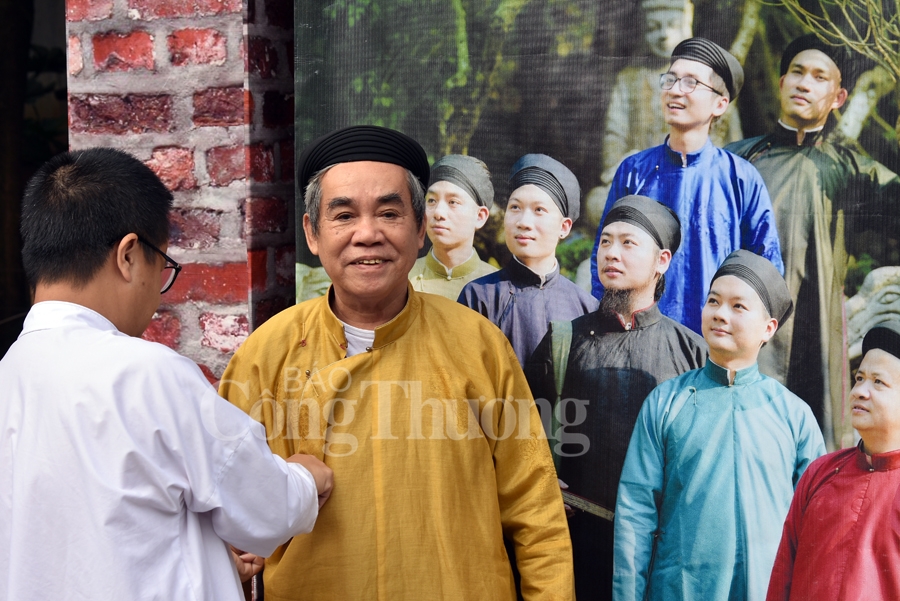 le hoi  van hoa dan gian trong doi song duong dai