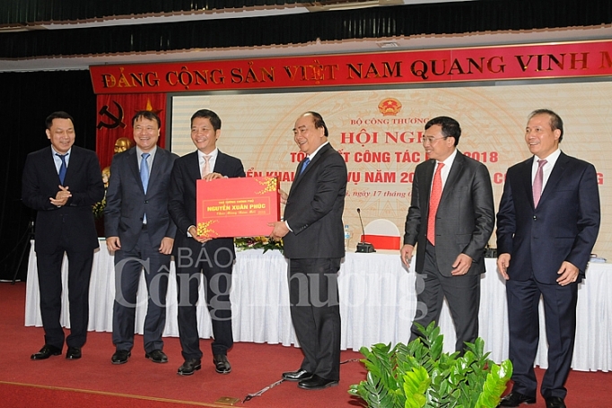 viet nam co tro thanh con rong hay khong la nho mot phan su phat trien dot pha cua nganh cong thuong