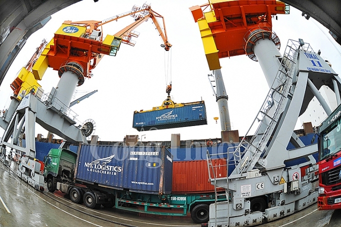 mua xuan tren nhung cong truong nganh cong thuong