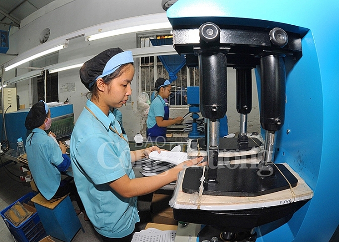 mua xuan tren nhung cong truong nganh cong thuong