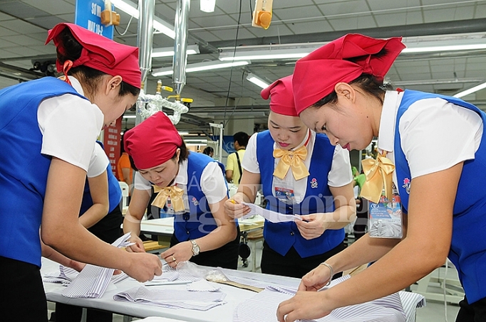 mua xuan tren nhung cong truong nganh cong thuong