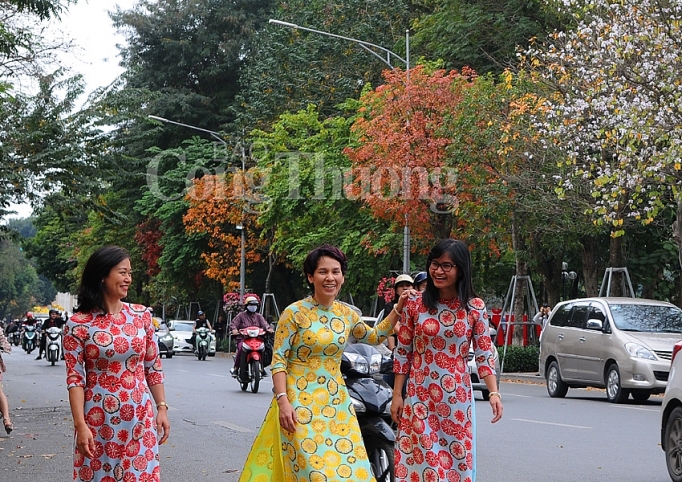 dep nao long ha noi mua cay thay la