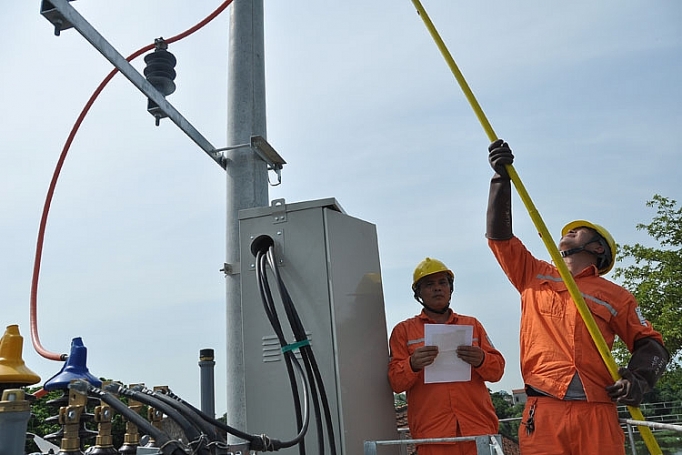 PC Hà Nam: Tăng đầu tư xây dựng và cải tạo lưới điện pc ha nam tang dau tu xay dung va cai tao luoi dien