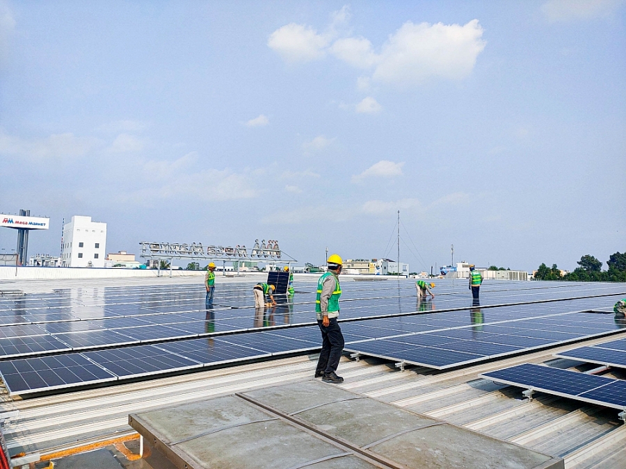 Sau khi kết thúc giai đoạn 1 tại 12 trung tâm, công suất sẽ là 5.101 kWp, sẽ tạo ra tới 6.845 MWh mỗi năm (1)