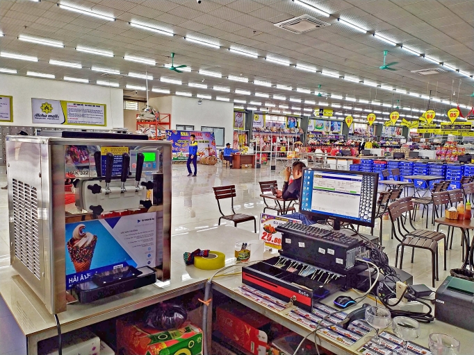 Chọn máy làm kem tươi để kinh doanh trong trung tâm thương mại: Cần cân nhắc điều gì? chon may lam kem tuoi de kinh doanh trong trung tam thuong mai can can nhac dieu gi