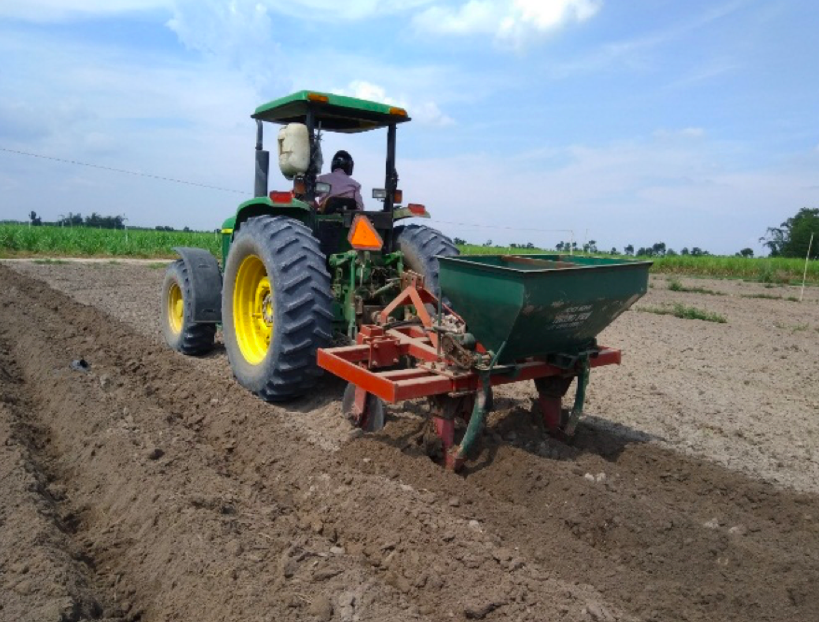 Cơ giới hoá được đẩy mạnh nhưng vẫn còn nhiều vướng mắc cần các bên tháo gỡ