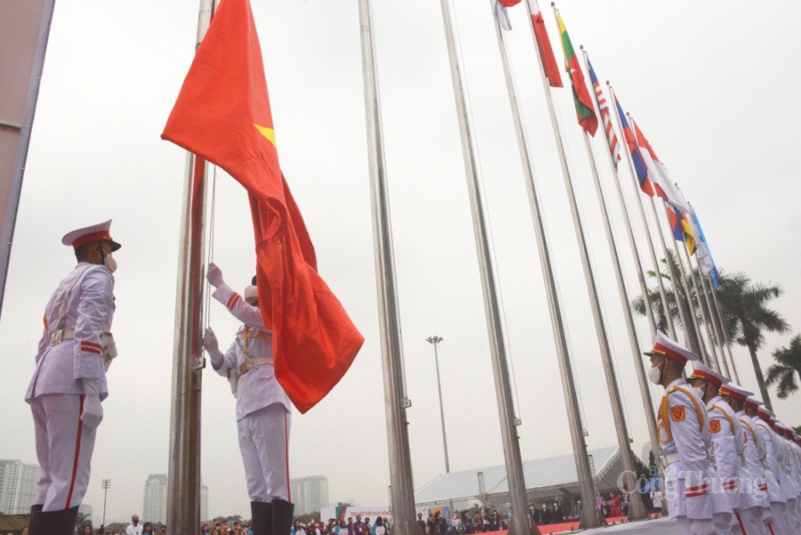 Trang trọng tổ chức Lễ thượng cờ SEA Games 31 Trang trọng tổ chức Lễ thượng cờ SEA Games 31