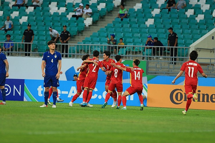 U23 Việt Nam - U23 Thái Lan (2-2): Trận hoà đầy tiếc nuối của U23 Việt Nam U23 Việt Nam - U23 Thái Lan (2-2): Trận hoà đầy tiếc nuối của U23 Việt Nam