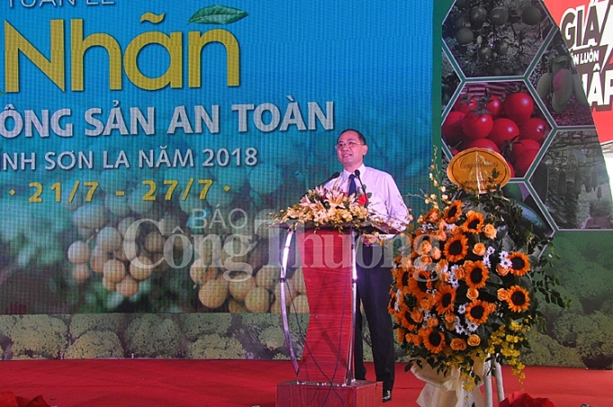 Bộ Công Thương sẽ hỗ trợ Sơn La quảng bá và kết nối tiêu thụ sản phẩm khai mac tuan le nhan va nong san an toan son la nam 2018