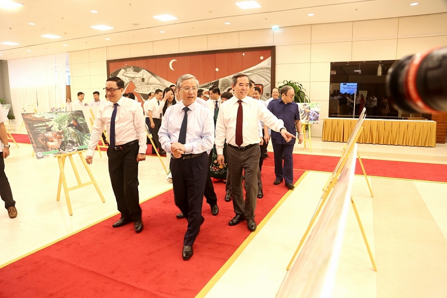 Hàng triệu hộ dân thoát nghèo nhờ nguồn vốn tín dụng chính sách hang trieu ho dan thoat ngheo nho nguon von tin dung chinh sach