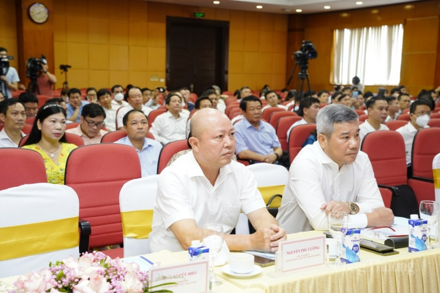 Bộ Công Thương sơ kết công tác 6 tháng đầu năm và triển khai nhiệm vụ 6 tháng cuối năm Bộ Công Thương sơ kết công tác 6 tháng đầu năm và triển khai nhiệm vụ 6 tháng cuối năm