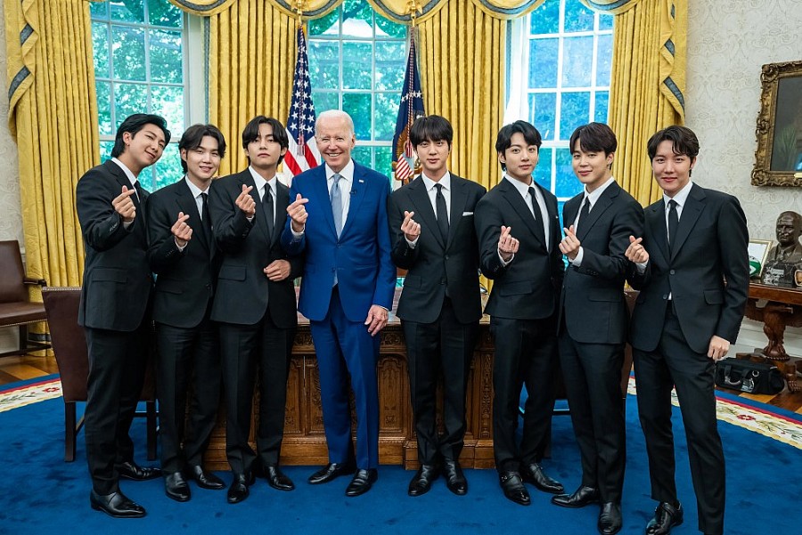 Nhóm nhạc BTS của Hàn Quốc thăm Mỹ vào đầu tháng 6-2022 và được Tổng thống Joe Biden tiếp đón. Ảnh: The Diplomat