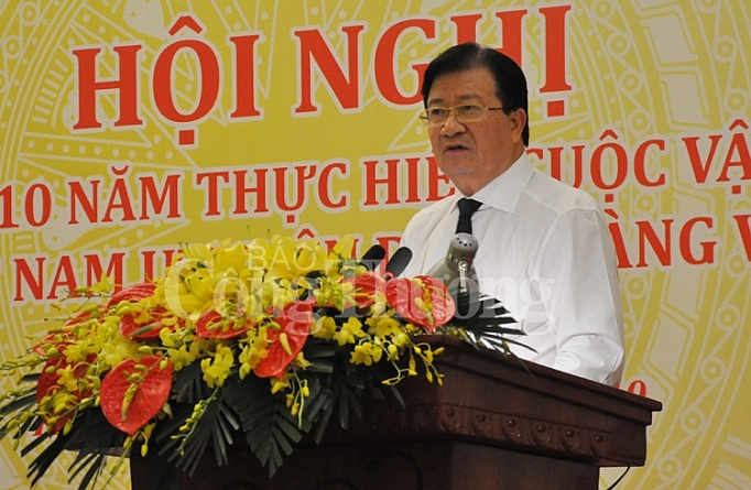 “Cuộc vận động cần phải tiếp tục được triển khai mạnh mẽ, sáng tạo và thiết thực hơn nữa” cuoc van dong can phai tiep tuc duoc trien khai manh me sang tao va thiet thuc hon nua