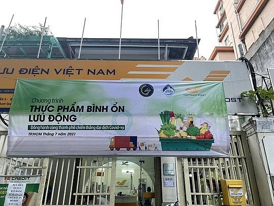 Các bưu cục trở thành điểm bán hàng bình ổn giá, hỗ trợ thiết thực cho các địa phương đang thực hiện giãn cách xã hội Các bưu cục trở thành điểm bán hàng bình ổn giá, hỗ trợ thiết thực cho các địa phương đang thực hiện giãn cách xã hội