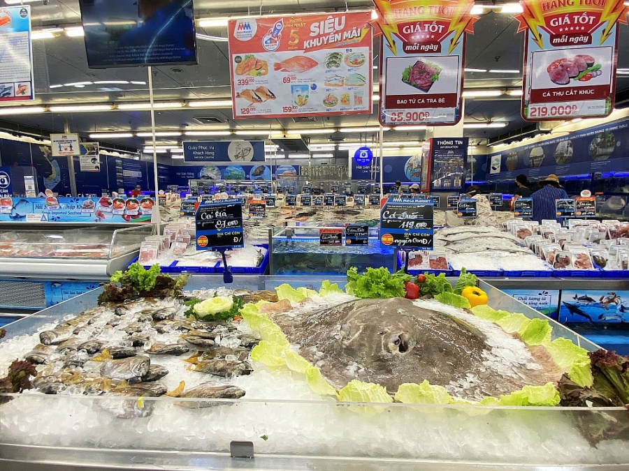 Nhằm tri ân khách hàng, MM đưa ra chương trình khuyến mại lớn đối với hầu hết mặt hàng, kể cả đồ tươi sống