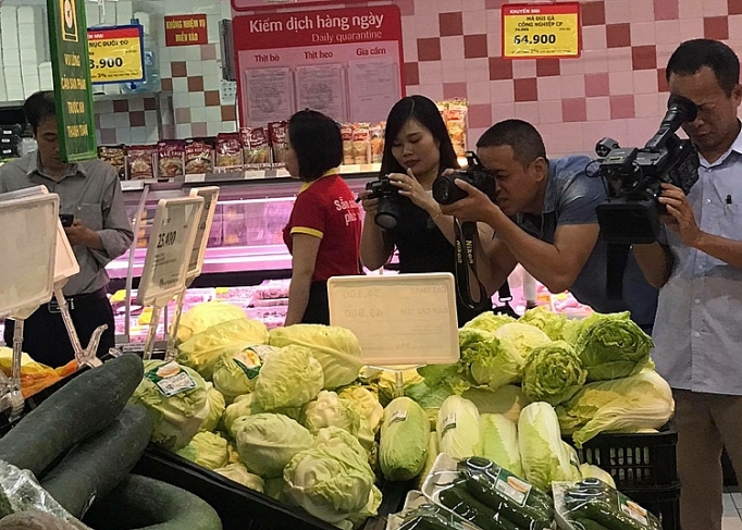 10 nam cuoc van dong nguoi viet nam uu tien dung hang viet nam nhan len niem tu hao hang viet ky 3 khong the thieu vai tro dac biet cua truyen thong