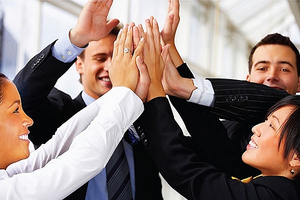 Nghệ thuật đối nội trong doanh nghiệp và “câu chuyện bó đũa” nghe thuat doi noi trong doanh nghiep va cau chuyen bo dua