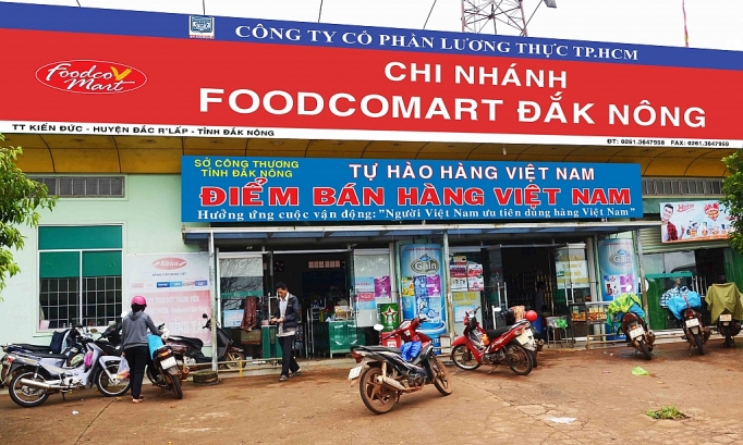 dak nong kich cau tieu dung tu he thong thuong mai