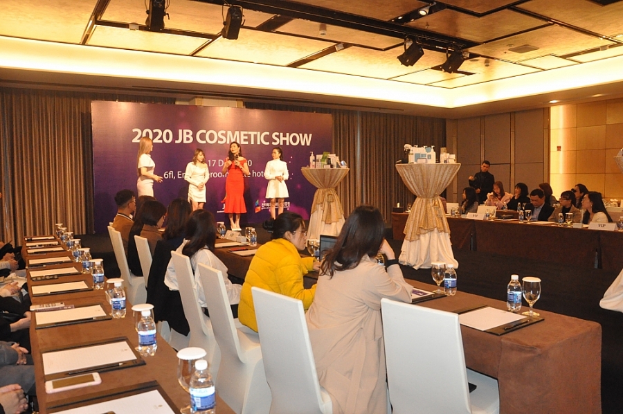 undefined 5521-dsc-0572