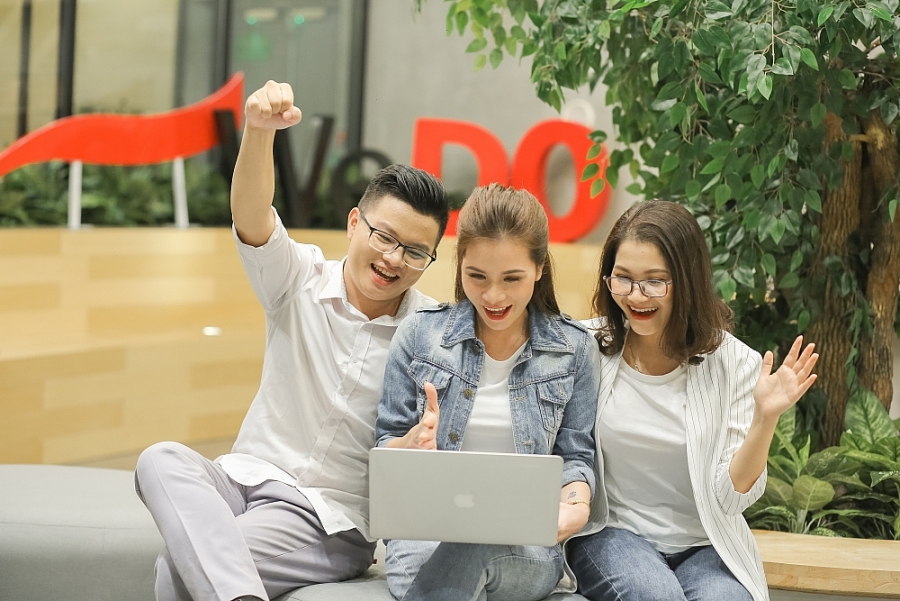 Hơn bao giờ hết, người lao động hiện đang rất cần giải pháp hỗ trợ thiết thực từ doanh nghiệp đang làm việc