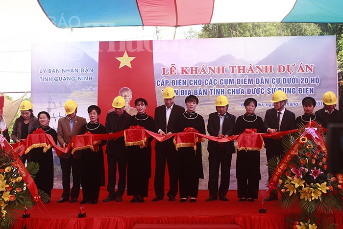 100 ho dan quang ninh duoc su dung dien