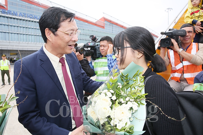 Hãng hàng không thứ 3 mở đường bay tới Vân Đồn hang hang khong thu 3 mo duong bay toi van don