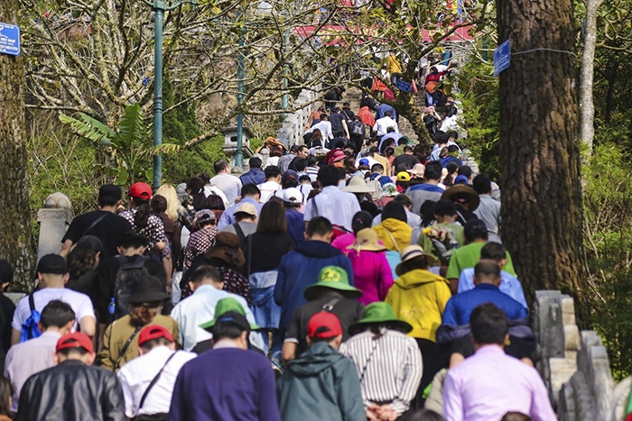 bien nguoi ve tray hoi xuan yen tu 2019