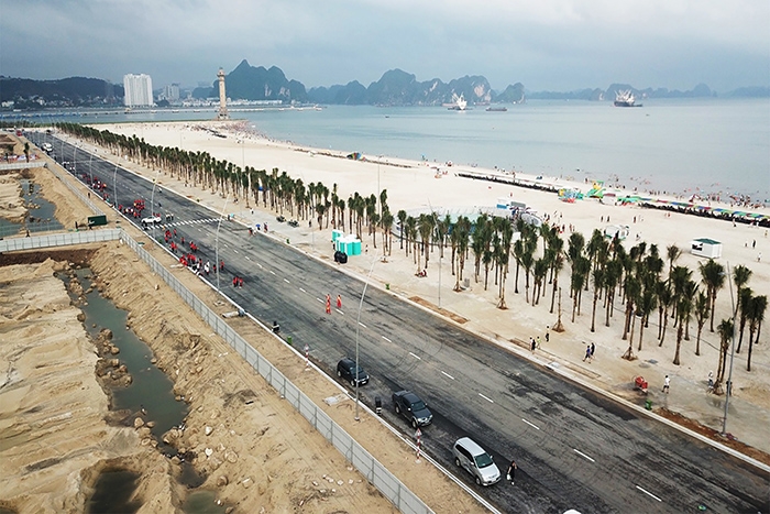 soi dong le hoi carnaval ha long 2019