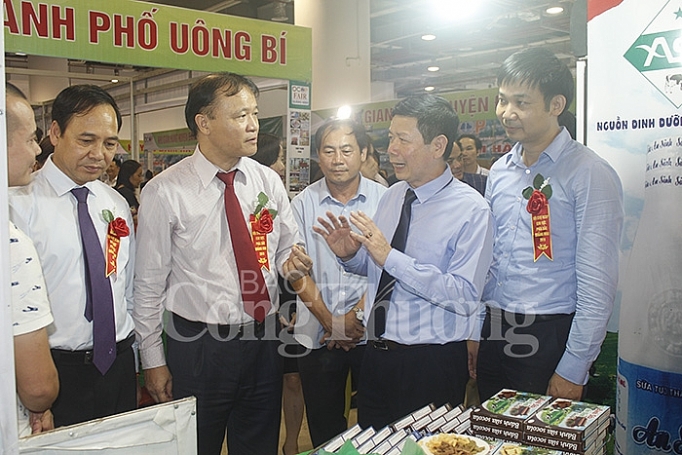 hon 400 gian hang tham du hoi cho ocop khu vuc phia bac quang ninh 2019