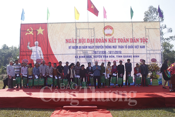 quang ninh soi noi ngay hoi dai doan ket toan dan toc tai huyen van don