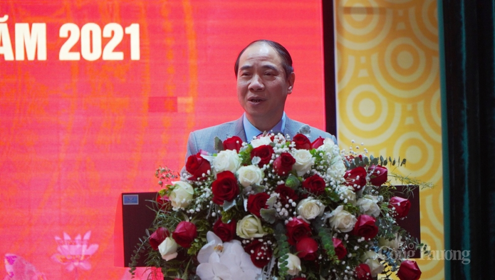 Ông Vũ Thành Lâm, thành viên Hội đồng Thành viên Tập đoàn TKV đề nghị Công ty cần tiếp tục đảm bảo thu nhập cho người lao động tối thiểu phải bằng với năm 2020 Ông Vũ Thành Lâm, thành viên Hội đồng Thành viên Tập đoàn TKV đề nghị Công ty cần tiếp tục đảm bảo thu nhập cho người lao động tối thiểu phải bằng với năm 2020