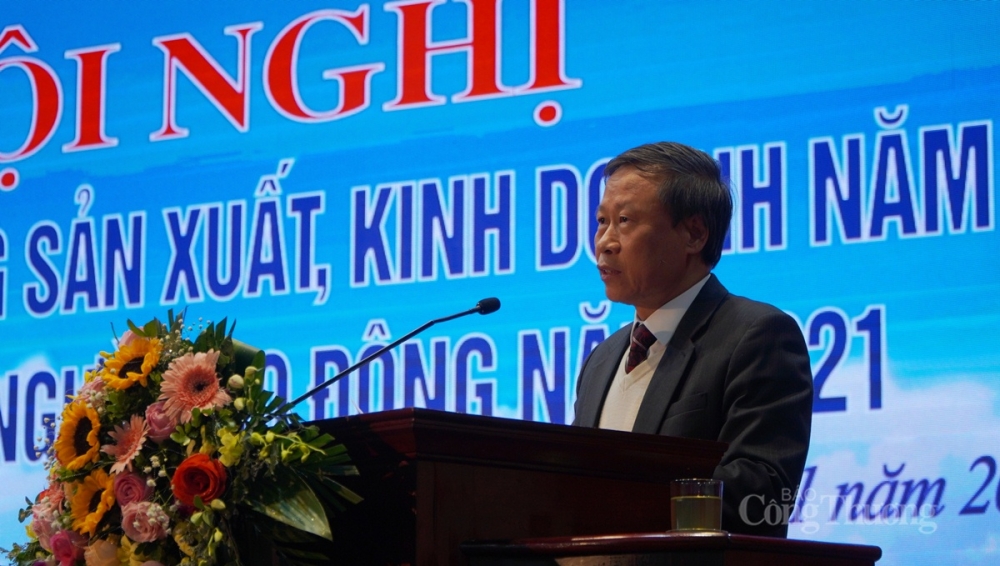 Ông Phạm Văn Mật -Thành viên HĐTV Tập đoàn TKV  đề nghị Than Cọc Sáu cần cần tổ chức tốt các phong trào thi đua, chăm lo tốt cho NLĐ đặc biệt trong dịp tết Nguyên đán sắp tới.