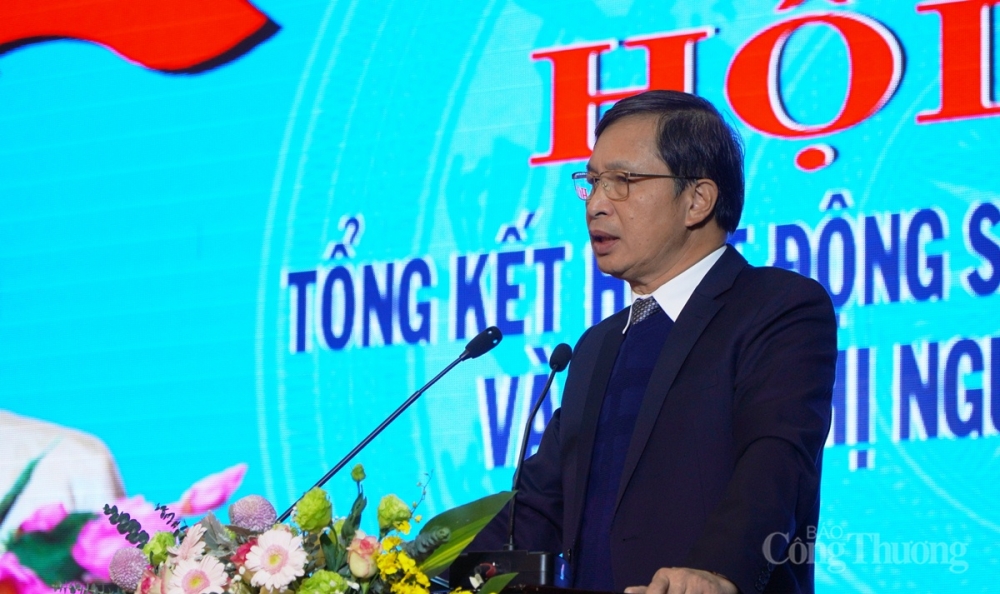 Ông Nguyễn Ngọc Cơ, Phó Tổng Giám đốc Tập đoàn Công nghiệp Than-Khoáng sản Việt Nam (TKV), Giám đốc Trung tâm điều hành Quảng Ninh mong muốn Công ty tiếp tục phát huy tinh thần đoàn kết, quyết tâm đạt được những mục tiêu đã đề ra trong năm 2021