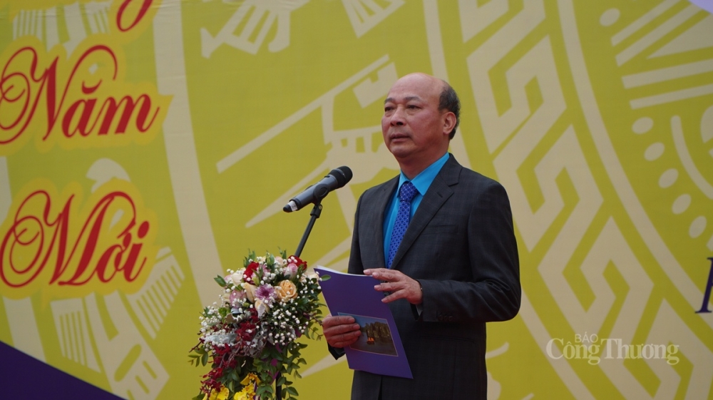 Chủ tịch HĐTV Tập đoàn TKV - Lê Minh Chuẩn khẳng định với tinh thần tất cả thợ Mỏ đều có Tết, việc chăm lo Tết cho người lao động về chế độ, quyền lợi ít nhất phải bằng năm 2020.