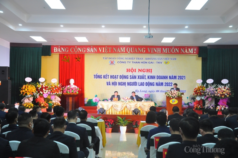 Ngày 8/1 Công ty Than Hòn Gai- TKV đã tổ chức Hội nghị tổng kết hoạt động SXKD năm 2021 và hội nghị người lao động năm 2022 Ngày 8/1 Công ty Than Hòn Gai- TKV đã tổ chức Hội nghị tổng kết hoạt động SXKD năm 2021 và hội nghị người lao động năm 2022