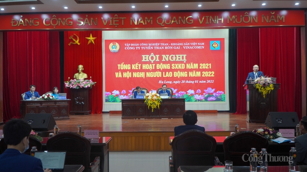 Năm 2021, Công ty Công ty Tuyển than Hòn Gai - Vinacomin đã thực hiện tốt mục tiêu kép vừa chống dịch, vừa đảm bảo sản xuất kinh doanh Năm 2021, Công ty Công ty Tuyển than Hòn Gai - Vinacomin đã thực hiện tốt mục tiêu kép vừa chống dịch, vừa đảm bảo sản xuất kinh doanh