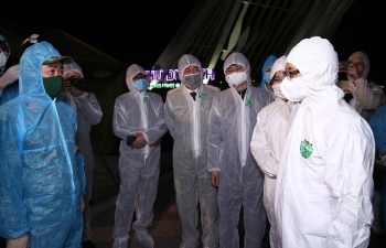 Phó Thủ tướng Vũ Đức Đam tin tưởng Hải Dương, Quảng Ninh sau 6 ngày nữa sẽ khoanh được ổ dịch