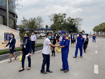 Doanh nghiệp Quảng Ninh mua ủng hộ nông sản tồn do dịch Covid-19