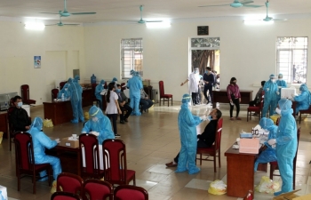 Quảng Ninh: Các doanh nghiệp chủ động phòng chống dịch Covid-19 ngay sau Tết