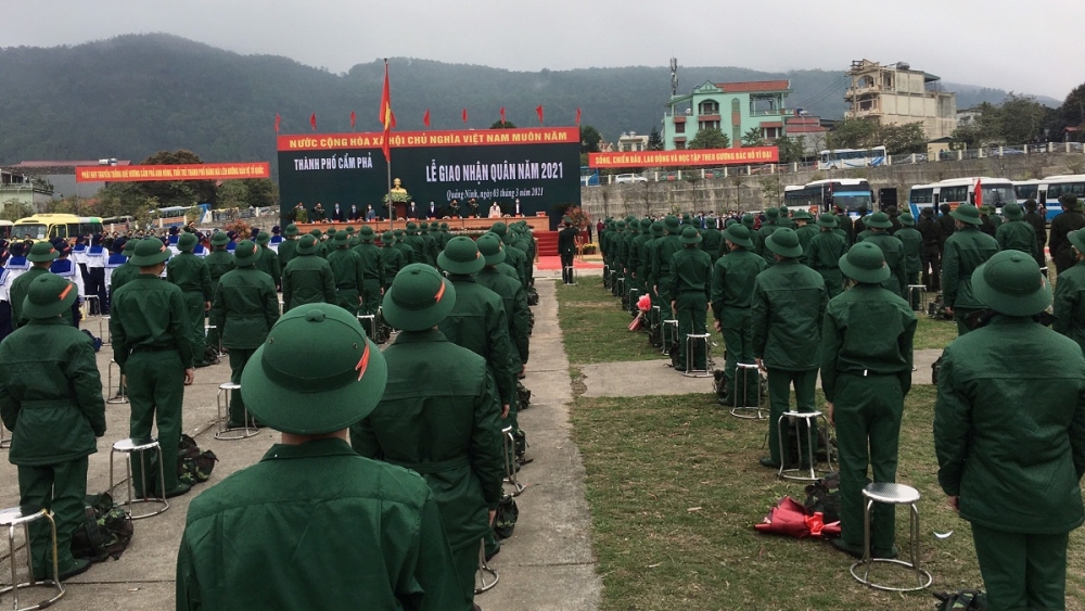 lễ giao nhận quân năm 2021 tại TP. Cẩm Phả (tỉnh Quảng Ninh) lễ giao nhận quân năm 2021 tại TP. Cẩm Phả (tỉnh Quảng Ninh)