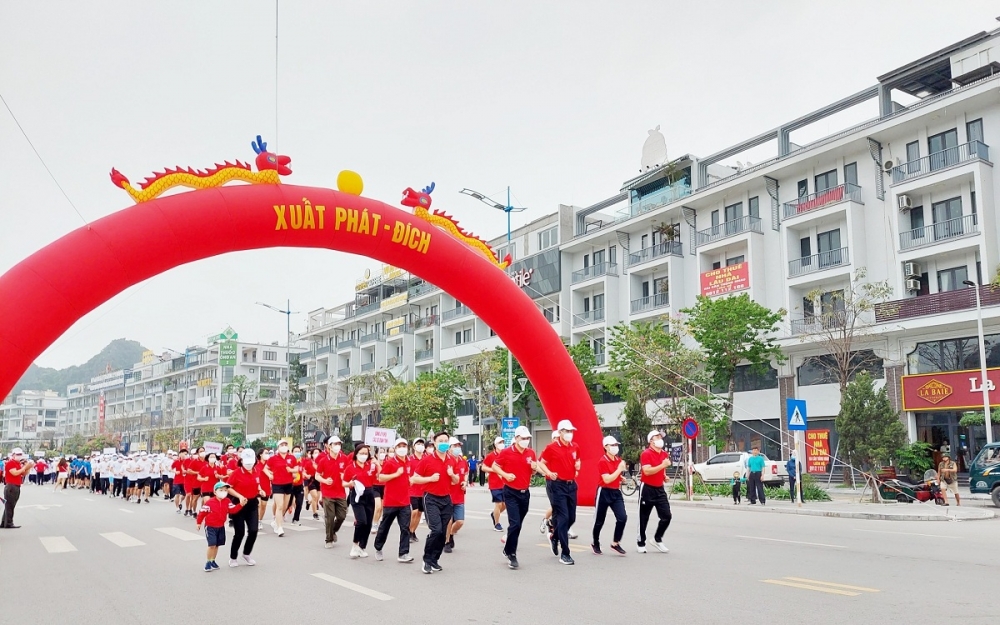 Đông đảo người dân tham gia cuộc vận động