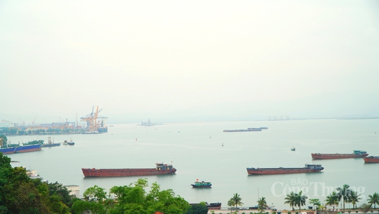 phat trien do thi quang ninh theo huong ben vung bao ve moi truong