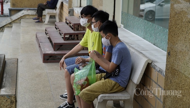quang ninh vang bong khach du lich trong dip nghi le