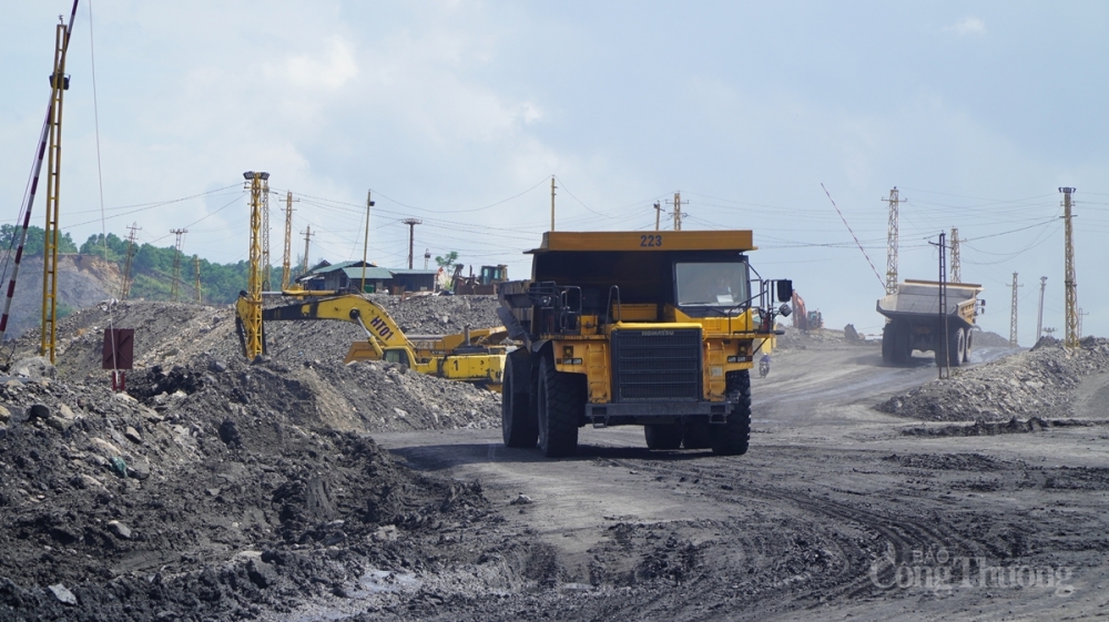 Quý II/2022, TKV phấn đấu khai thác 11,4 triệu tấn than nguyên khai Quý II/2022, TKV phấn đấu khai thác 11,4 triệu tấn than nguyên khai