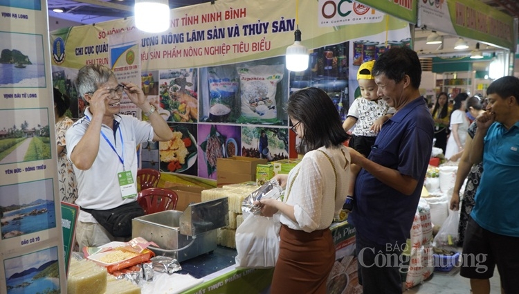 hoi cho ocop quang ninh he 2020 san pham da dang va dam bao chat luong