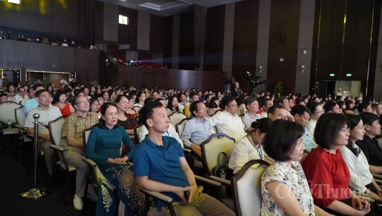 chao he ha long quang ninh 2020 day soi dong va hap dan