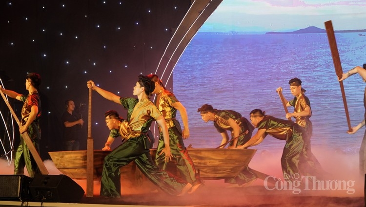 chao he ha long quang ninh 2020 day soi dong va hap dan